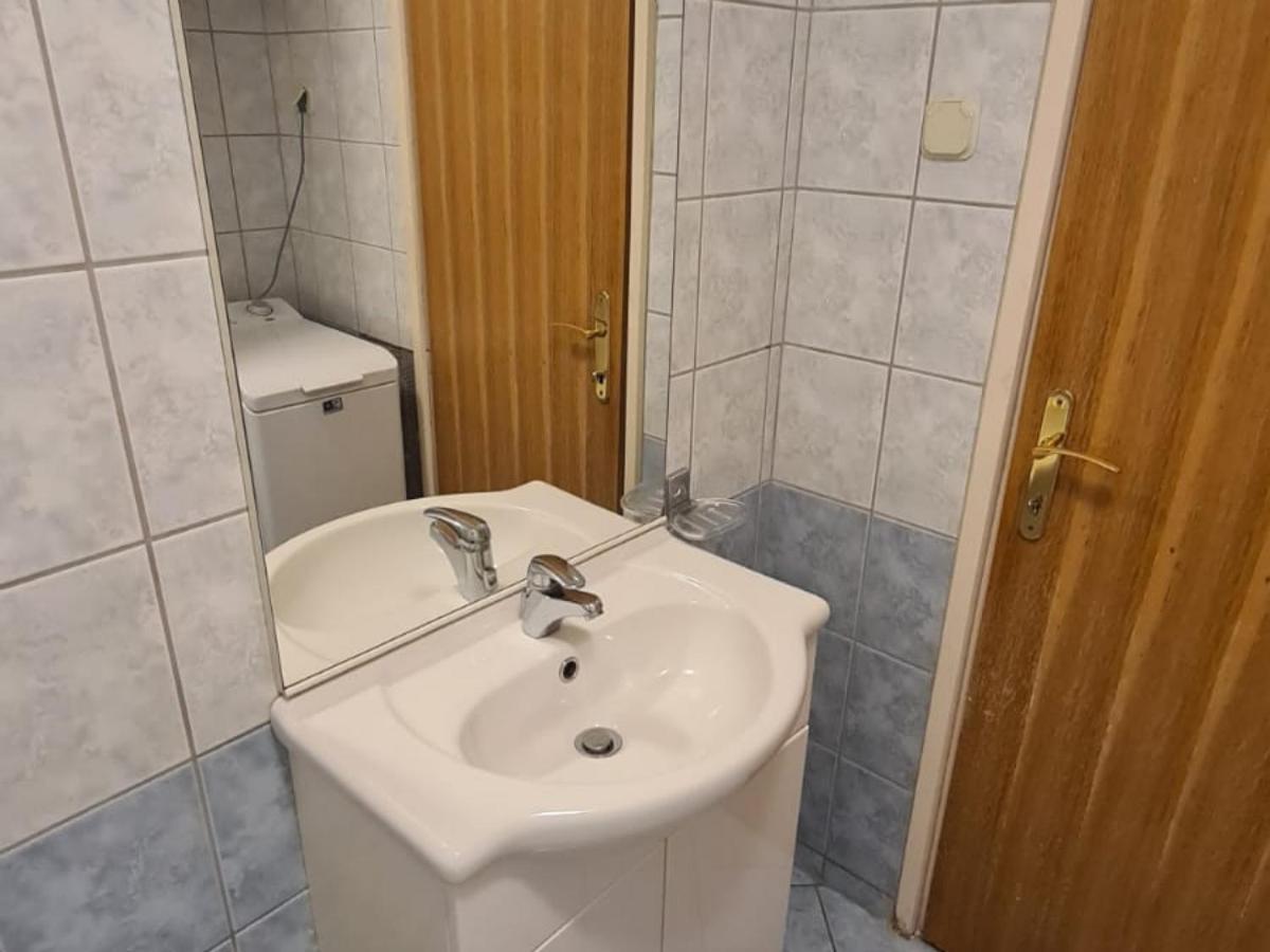Apartman Ljubav มาคาร์สกา ภายนอก รูปภาพ