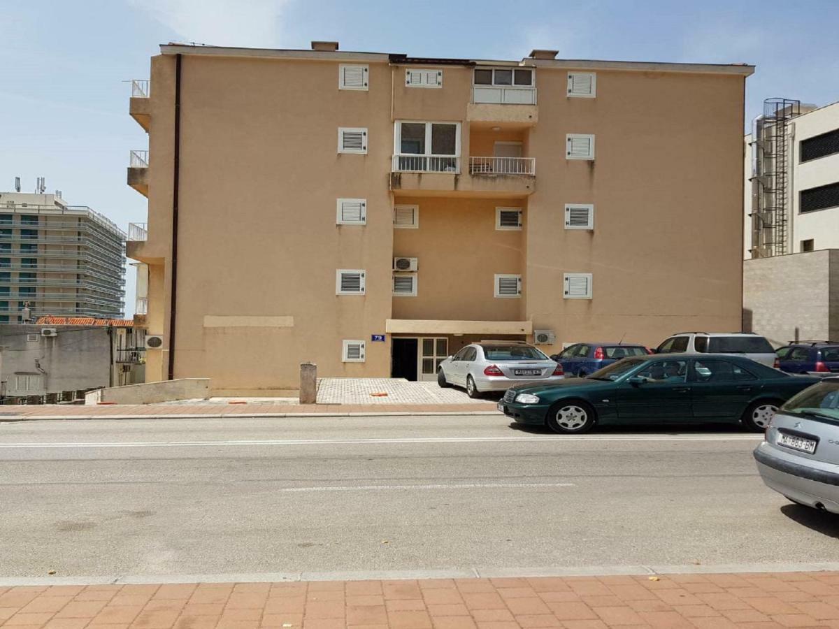 Apartman Ljubav มาคาร์สกา ภายนอก รูปภาพ